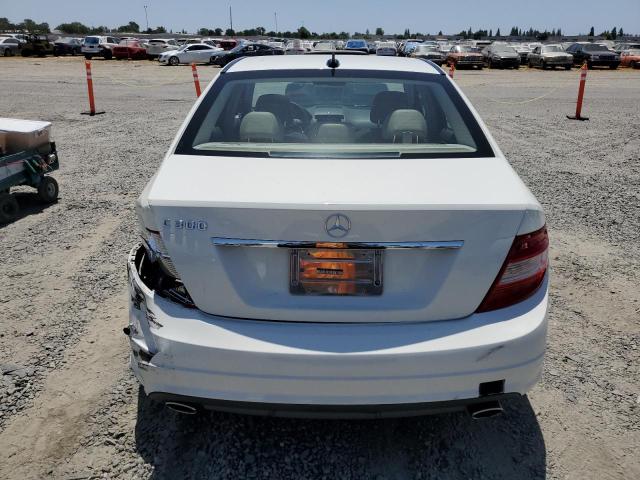WDDGF5EB8BR136692 - 2011 MERCEDES-BENZ C 300 白色 照片 6