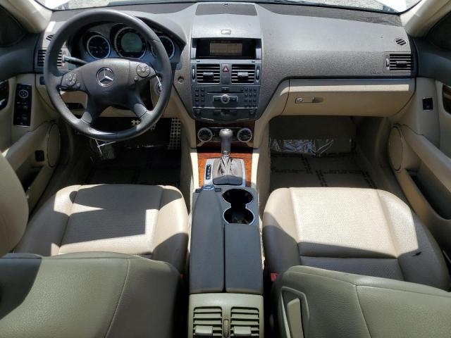 WDDGF5EB8BR136692 - 2011 MERCEDES-BENZ C 300 白色 照片 8