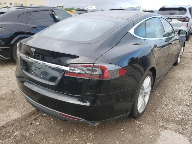 5YJSA1E1XGF129775 - 2016 TESLA MODEL S Սև լուսանկար 4