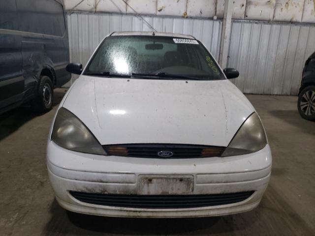 1FAFP34373W151212 - 2003 FORD FOCUS SE COMFORT WHITE photo 5