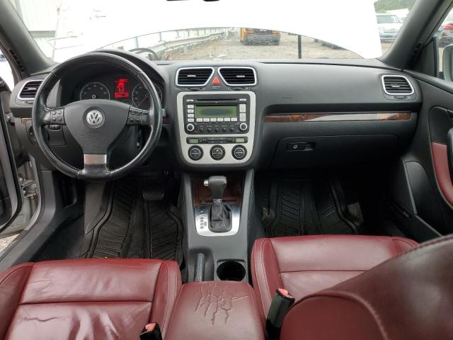 WVWFA71F49V018276 - 2009 VOLKSWAGEN EOS LUX 银色 照片 8