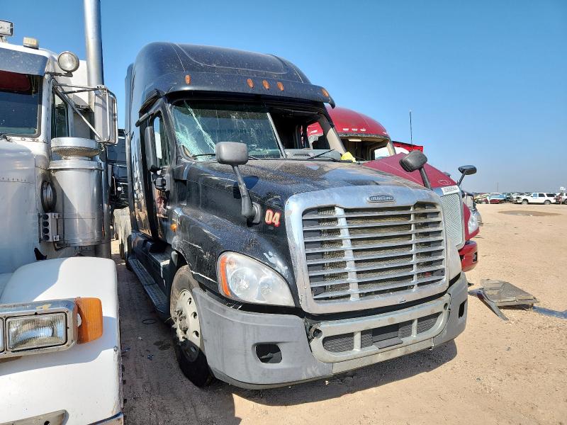 2015 FREIGHTLINER CASCADIA 1, null