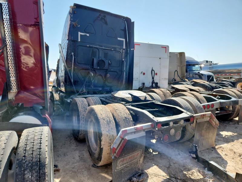 3AKJGLD65FSGE5018 - 2015 FREIGHTLINER CASCADIA 1 黑色 照片 3