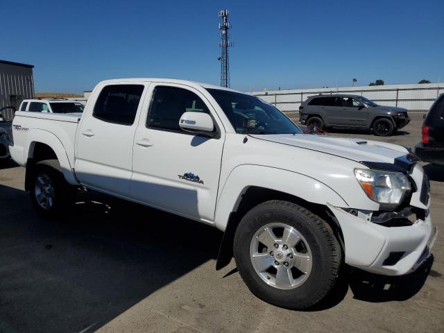 3TMJU4GN9EM166524 - 2014 TOYOTA TACOMA DOUBLE CAB PRERUNNER WHITE photo 4