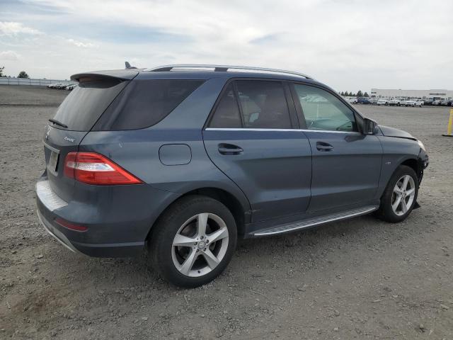 4JGDA5HB6CA027246 - 2012 MERCEDES-BENZ ML 350 4MATIC GRAY photo 3