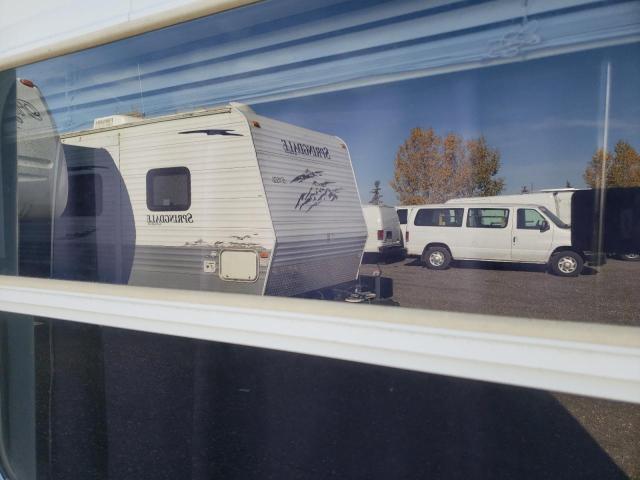 4YDT2602925901415 - 2002 OUTB TRAVEL TRL თეთრი ფოტო 5