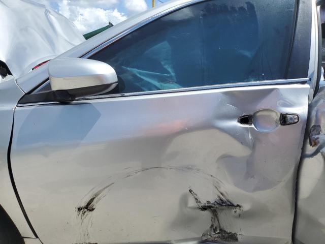 4T1BF1FK9HU288090 - 2017 TOYOTA CAMRY LE SILVER photo 7