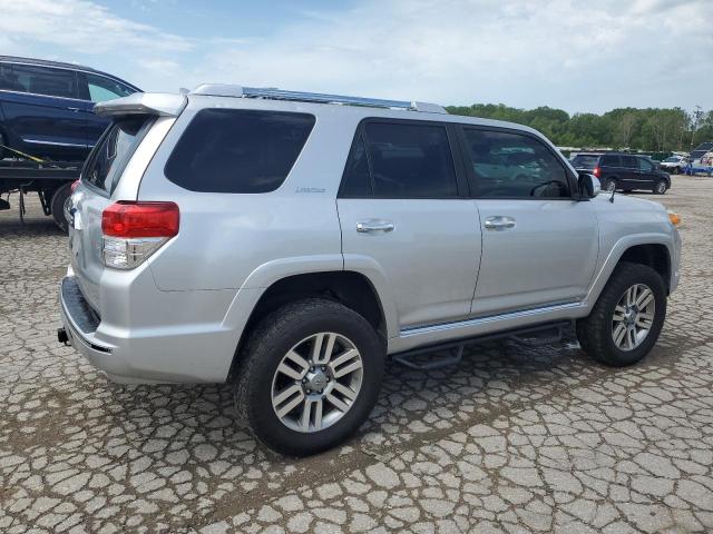 JTEBU5JR3B5043871 - 2011 TOYOTA 4RUNNER SR5 SILVER photo 3