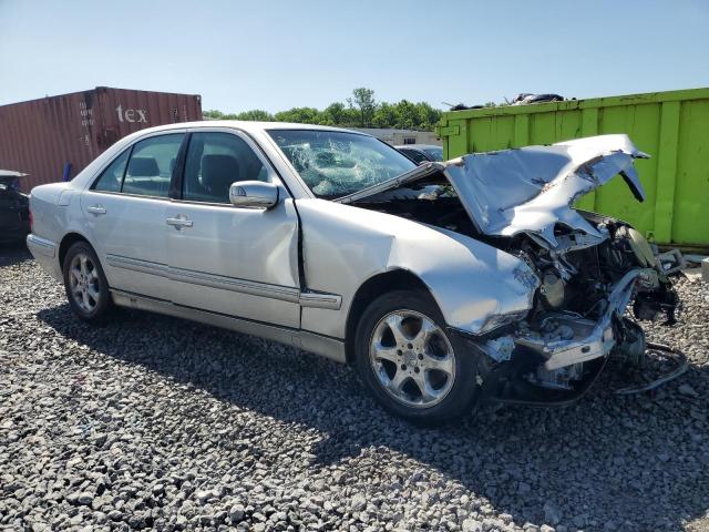 WDBJF65J22B419285 - 2002 MERCEDES-BENZ E 320 SILVER photo 4