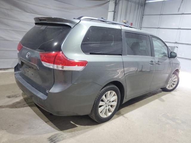 5TDJK3DC2DS070641 - 2013 TOYOTA SIENNA LE GREEN photo 3