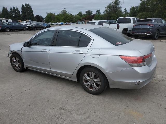 1HGCP2F46CA119329 - 2012 HONDA ACCORD LXP 银色 照片 2
