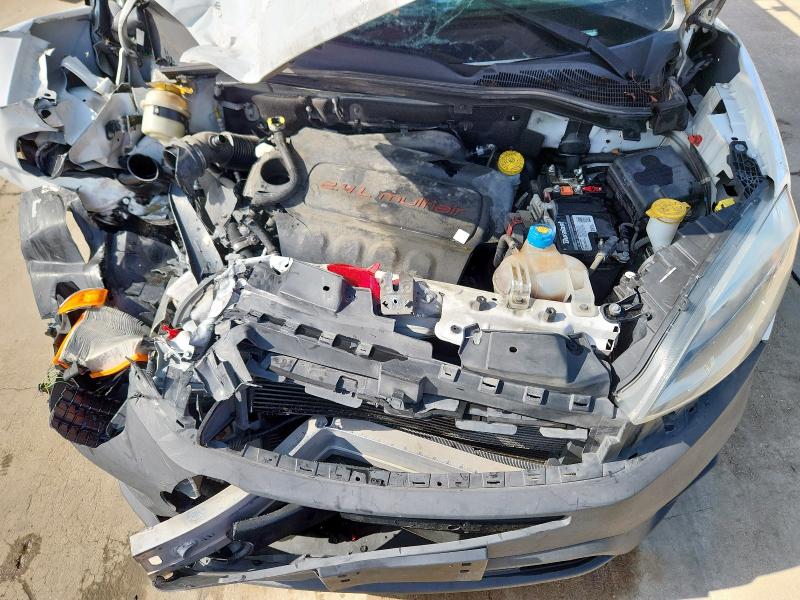 ZFBERFAT4F6A72399 - 2015 RAM PROMASTER WHITE photo 12