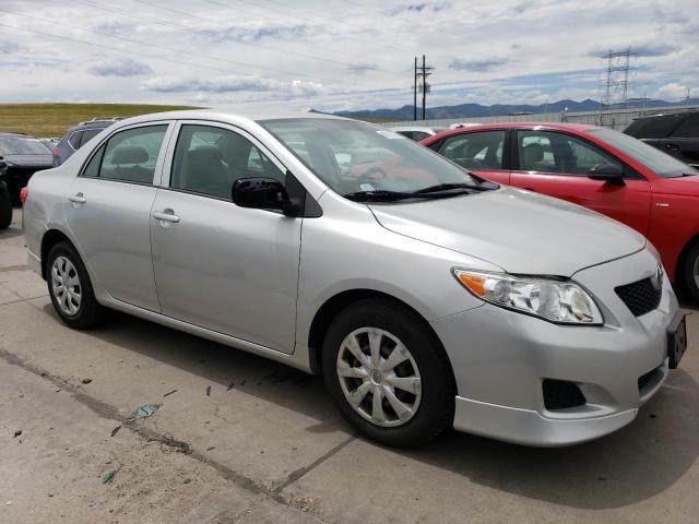 1NXBU4EEXAZ372993 - 2010 TOYOTA COROLLA BASE SILVER photo 4