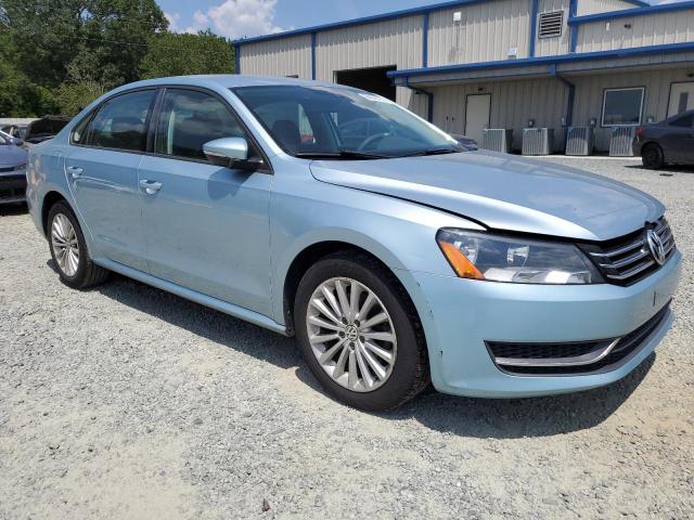 1VWAP7A32CC043000 - 2012 VOLKSWAGEN PASSAT S BLUE photo 4