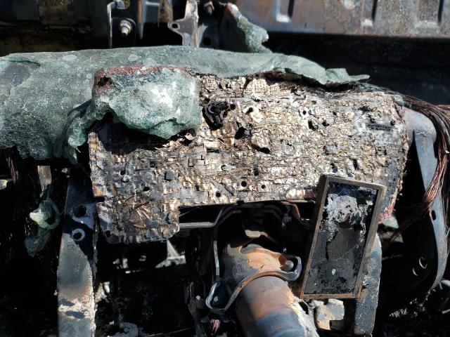 5TFRY5F10JX231454 - 2018 TOYOTA TUNDRA DOUBLE CAB SR/SR5 BLACK photo 9