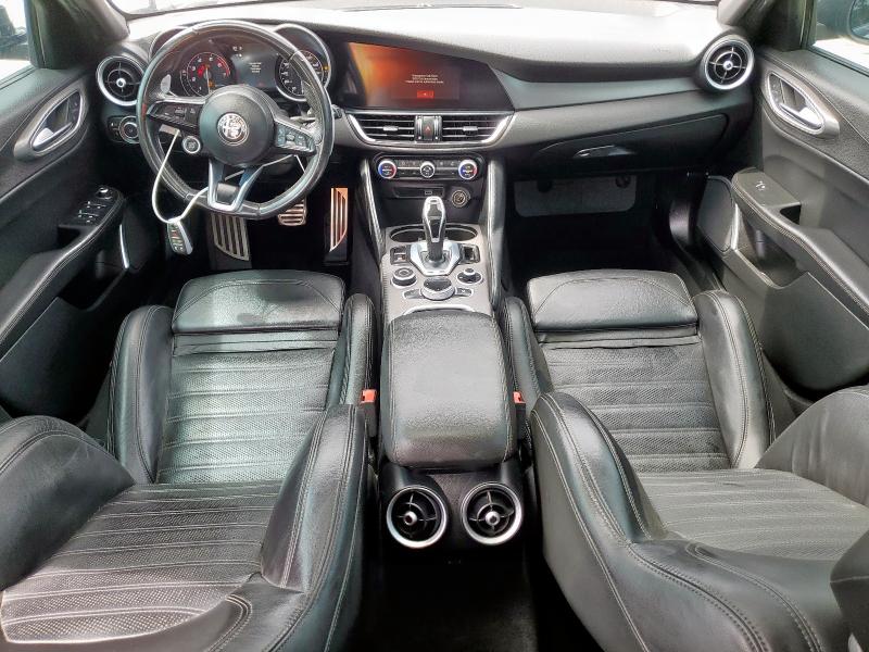 ZARFAMBNXL7625000 - 2020 ALFA ROMEO GIULIA TI 灰色 照片 8