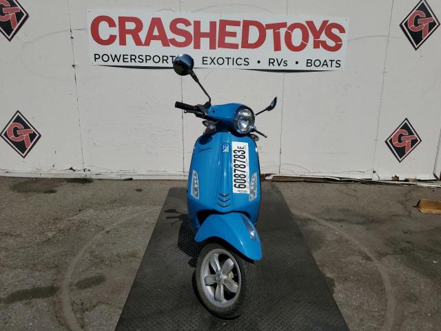 ZAPM818G6F5101457 - 2015 VESPA SPRINT 150 3V BLUE photo 2