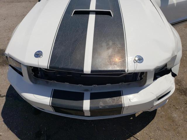 1ZVFT82H975327560 - 2007 FORD MUSTANG GT WHITE photo 11