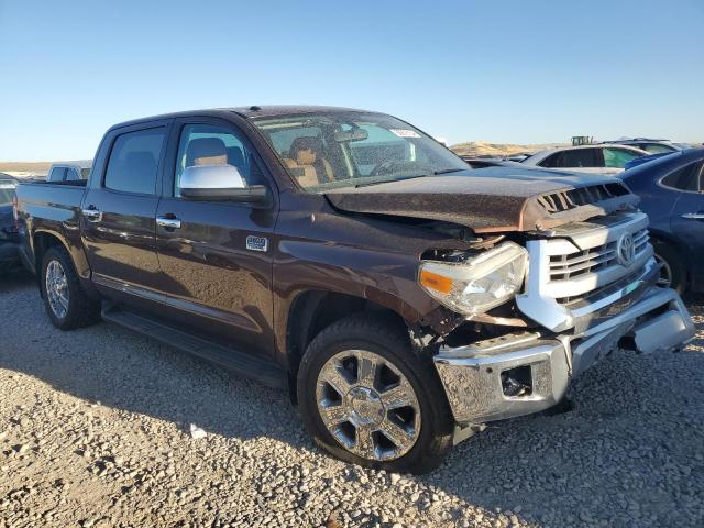 5TFAW5F12EX328888 - 2014 TOYOTA TUNDRA CREWMAX PLATINUM 棕色 照片 4