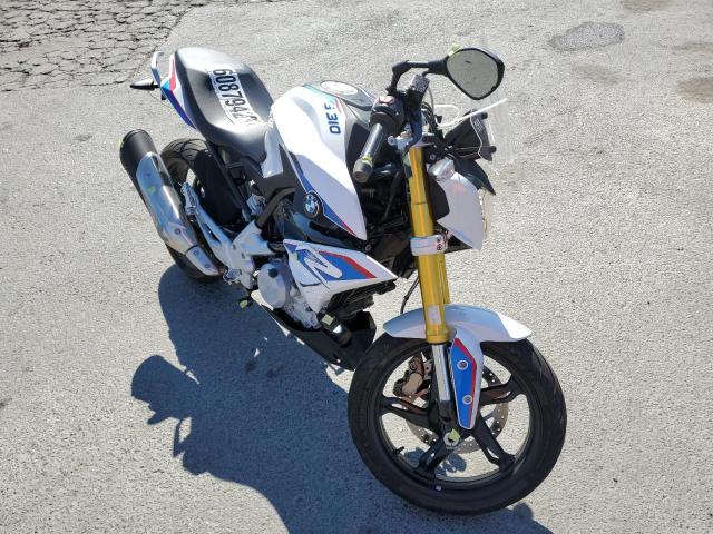 WB30G1102JR853260 - 2018 BMW G310 R WHITE photo 1