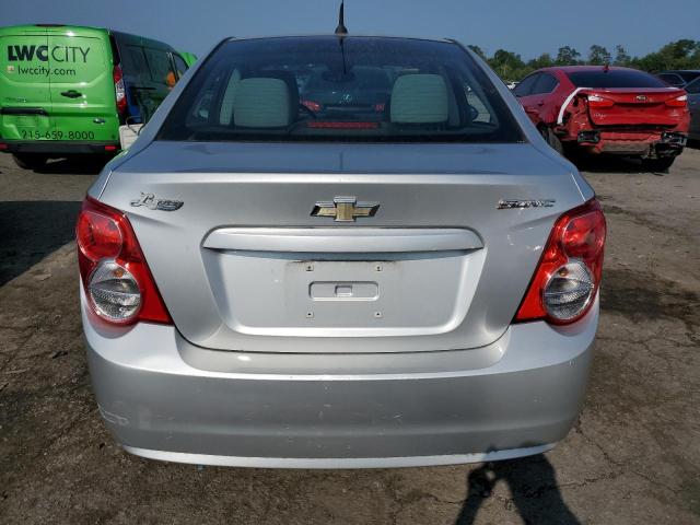 1G1JA5SH1D4155908 - 2013 CHEVROLET SONIC LS SILVER photo 6