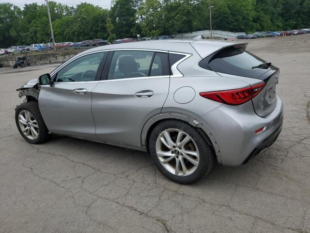 SJKCH5CPXHA033540 - 2017 INFINITI QX30 BASE SILVER photo 2