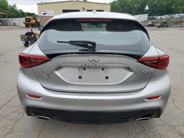 SJKCH5CPXHA033540 - 2017 INFINITI QX30 BASE SILVER photo 6