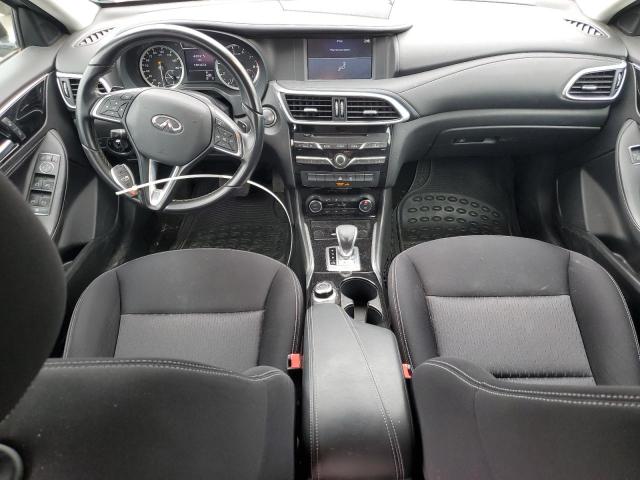 SJKCH5CPXHA033540 - 2017 INFINITI QX30 BASE SILVER photo 8