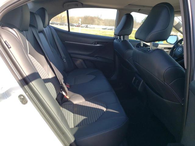 4T1S11AK6PU110318 - 2023 TOYOTA CAMRY SE NIGHT SHADE WHITE photo 10