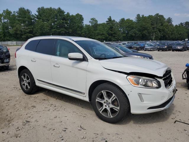 YV4902DZ3E2548868 - 2014 VOLVO XC60 T6 WHITE photo 4