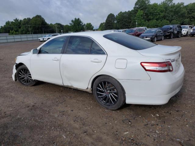 4T1BF3EK3BU768291 - 2011 TOYOTA CAMRY BASE WHITE photo 2