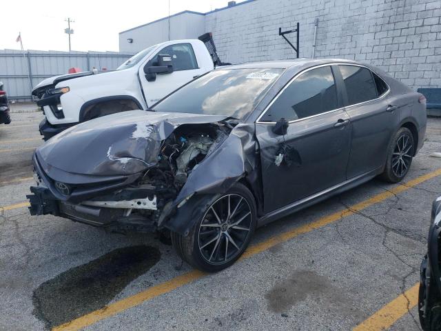 4T1G11AK8PU732604 - 2023 TOYOTA CAMRY SE NIGHT SHADE GRAY photo 1