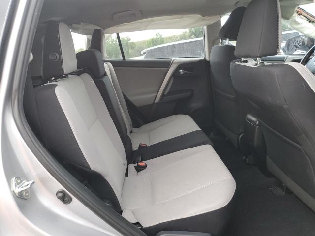 2T3RFREVXGW426895 - 2016 TOYOTA RAV4 XLE 银色 照片 11