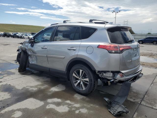 2T3RFREVXGW426895 - 2016 TOYOTA RAV4 XLE 银色 照片 2