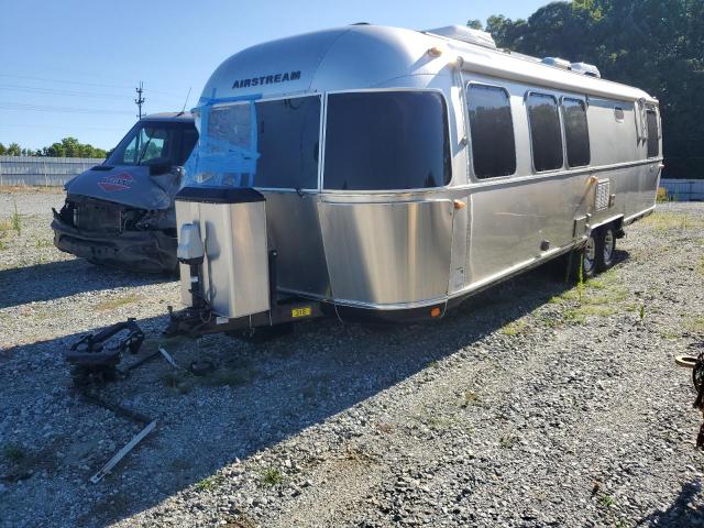 1STJBYP26HJ538181 - 2017 AIRS CAMPER SILVER photo 2