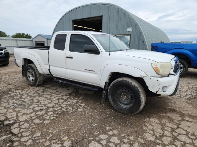 5TFTX4GN3CX010020 - 2012 TOYOTA TACOMA PRERUNNER ACCESS CAB WHITE photo 4
