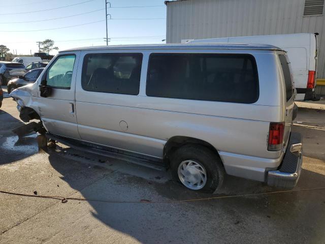 1FMRE11LX2HB04681 - 2002 FORD ECONOLINE E150 WAGON SILVER photo 2