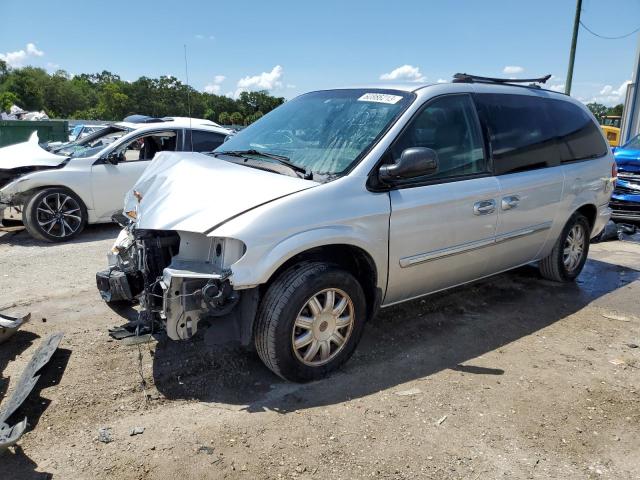 2C4GP54L55R217374 - 2005 CHRYSLER TOWN & COU TOURING Gümüş foto 1