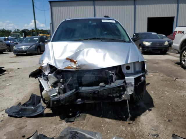 2C4GP54L55R217374 - 2005 CHRYSLER TOWN & COU TOURING Gümüş foto 5