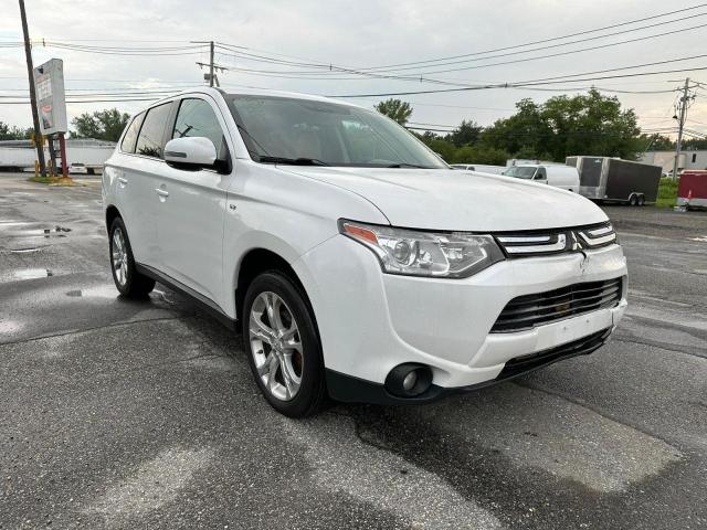 JA4JZ4AX1EZ009946 - 2014 MITSUBISHI OUTLANDER GT WHITE photo 1