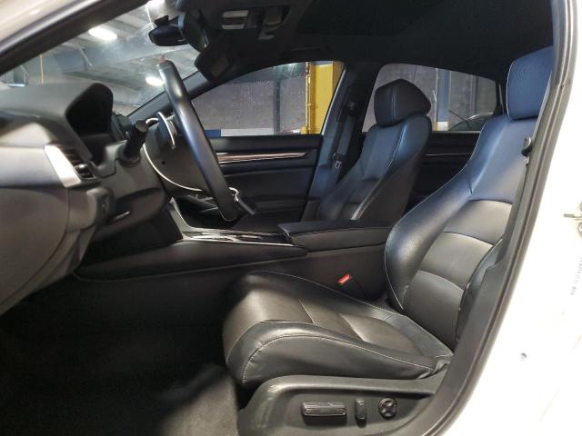 1HGCV2F35JA048022 - 2018 HONDA ACCORD SPORT Biały zdjęcie 7