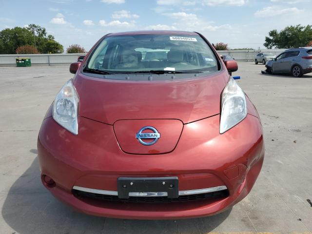 1N4AZ0CP8FC332686 - 2015 NISSAN LEAF S BURGUNDY photo 5