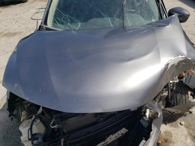 KNMAT2MT1GP651683 - 2016 NISSAN ROGUE S GRAY photo 12