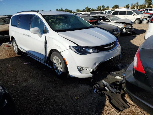 2C4RC1BG2HR524380 - 2017 CHRYSLER PACIFICA T WHITE photo 1