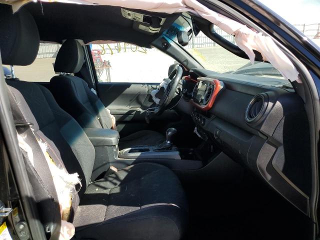 3TMAZ5CN3HM030682 - 2017 TOYOTA TACOMA DOUBLE CAB შავი ფოტო 5