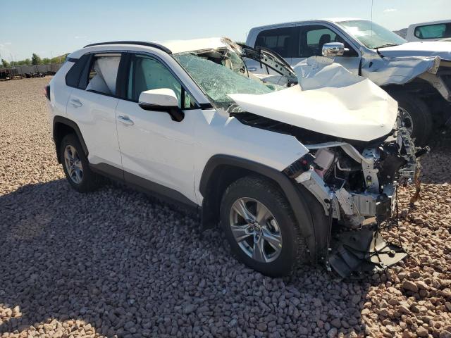 2T3P1RFV7RC413630 - 2024 TOYOTA RAV4 XLE თეთრი ფოტო 4