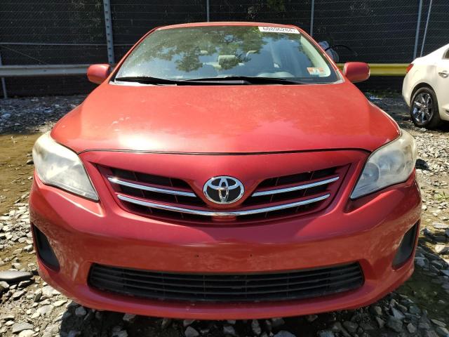 2T1BU4EE6DC017213 - 2013 TOYOTA COROLLA BASE RED photo 5