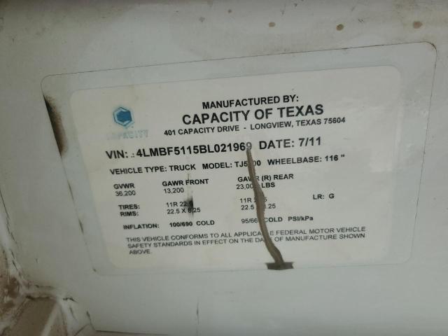 4LMBF5115BL021969 - 2011 CAPACITY OF TEXAS TJ5000 WHITE photo 10
