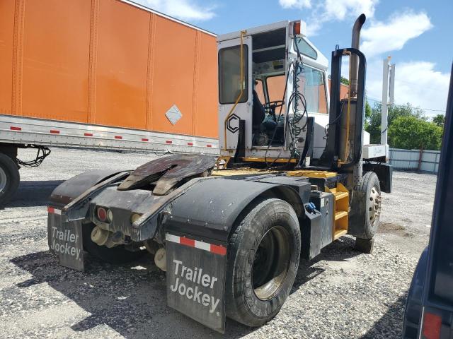 4LMBF5115BL021969 - 2011 CAPACITY OF TEXAS TJ5000 WHITE photo 4