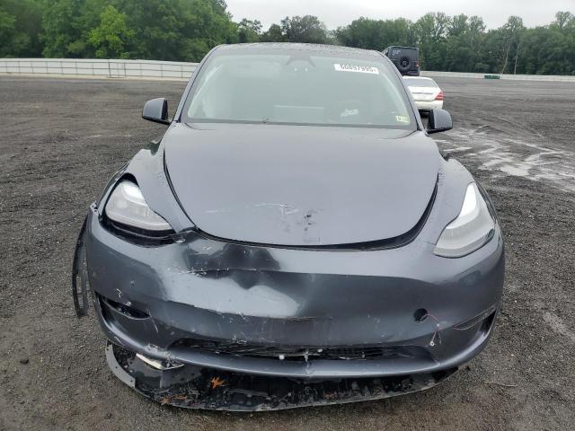 7SAYGDEE6PA163144 - 2023 TESLA MODEL Y Gris foto 5